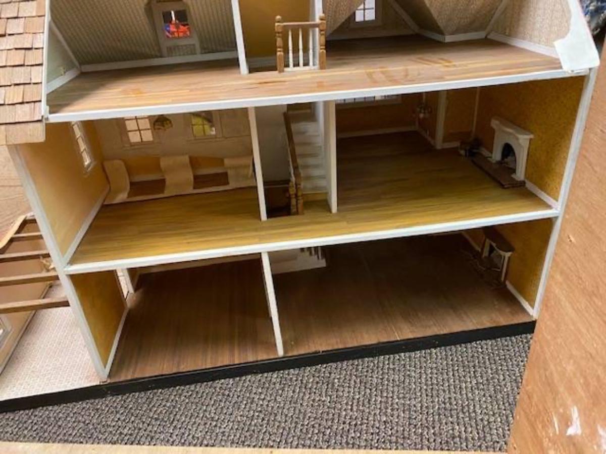 Handmade Large Dollhouse | EstateSales.org