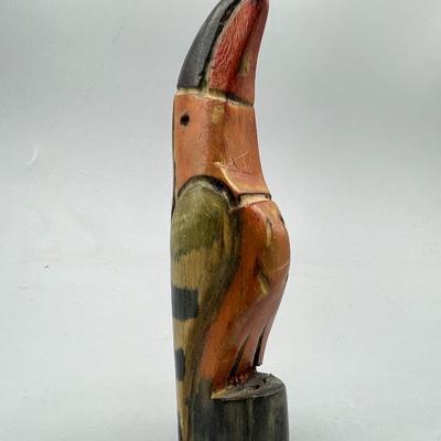 Small Retro Hand Carved Light Wood Tropical Bird Toucan Figurine Totem