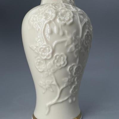 Vintage Lenox Ming Blossom Porcelain Floral Flower Vase Gold Gilt Base