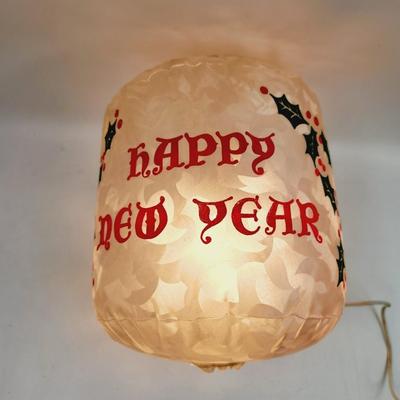 VINTAGE CHRISTMAS WONDERLAND LAMP