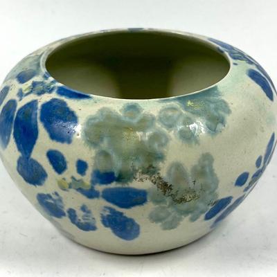 Conwy Pottery Hand Thrown in Wales Blue and green flowers