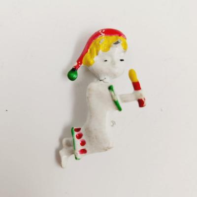 VINTAGE METAL CHRISTMAS ELF PIN