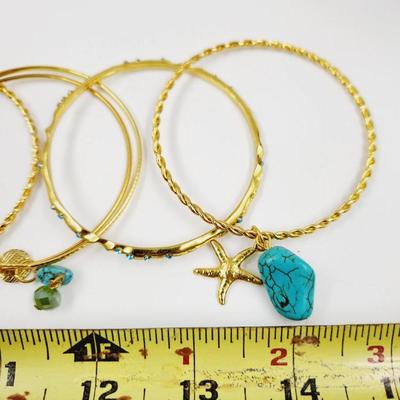 CUTE GOLD TONED & TURQUOISE BANGLE BRACELET SET