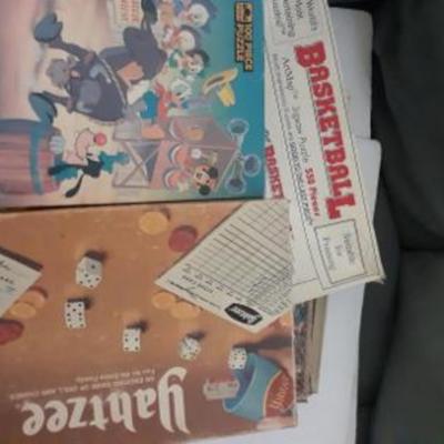 Vintage Puzzles & Games Lot
