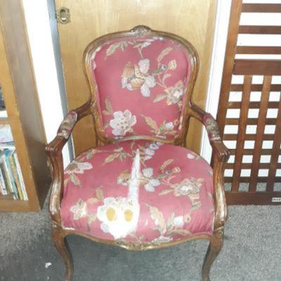 Solid Wood Vintage Arm Chair 