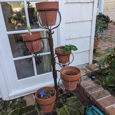 Plant Stand With Pots 