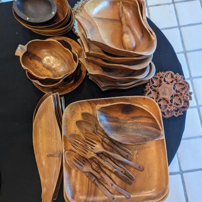 Wood Dishes & Utensils 