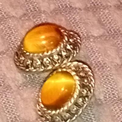10k white gold and tiger eye earring pair