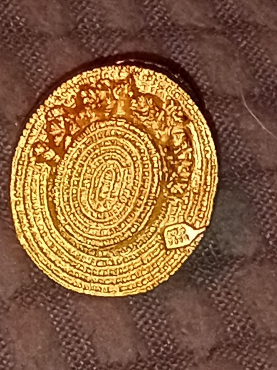 14k Minnie Pearl Hat Pin | EstateSales.org