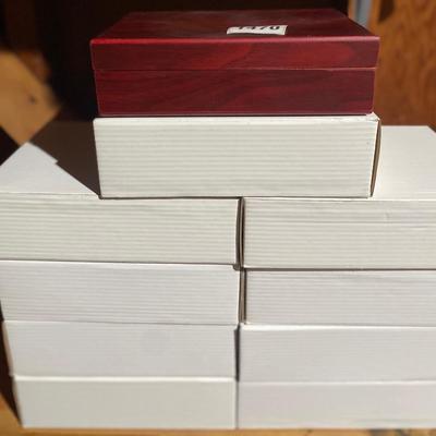 10- little wooden boxes