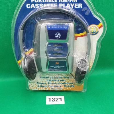 AM/FM/CASSETTE PLAYER