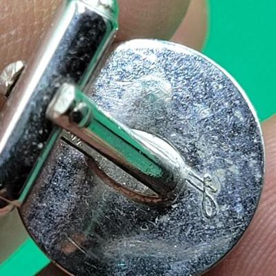 Cufflinks