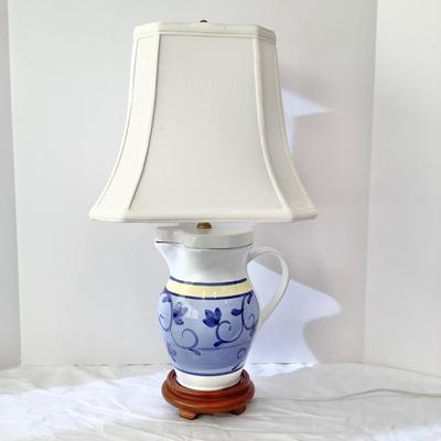 8163 Blue, White, Yellow Pottery Pitcher Lamp