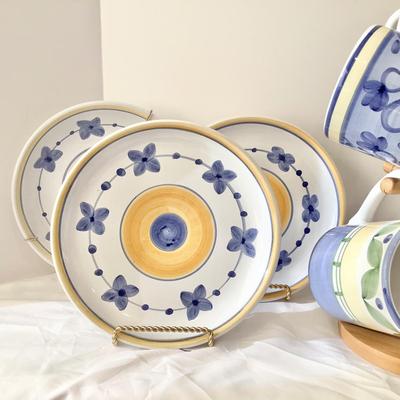 8165 Williams Sonoma Italian Pottery Set