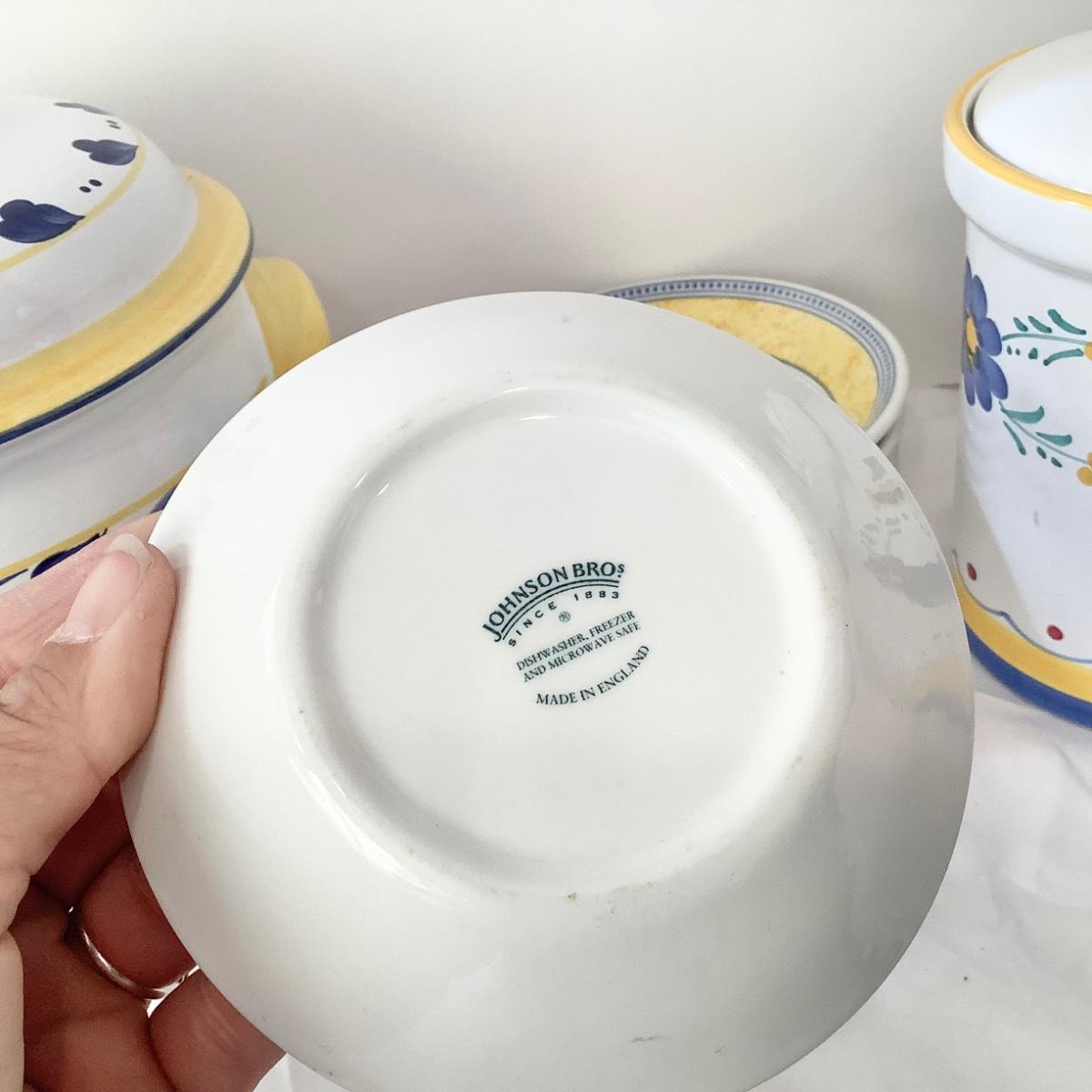 8169 Williams Sonoma Canister Set & Herend Village Pottery