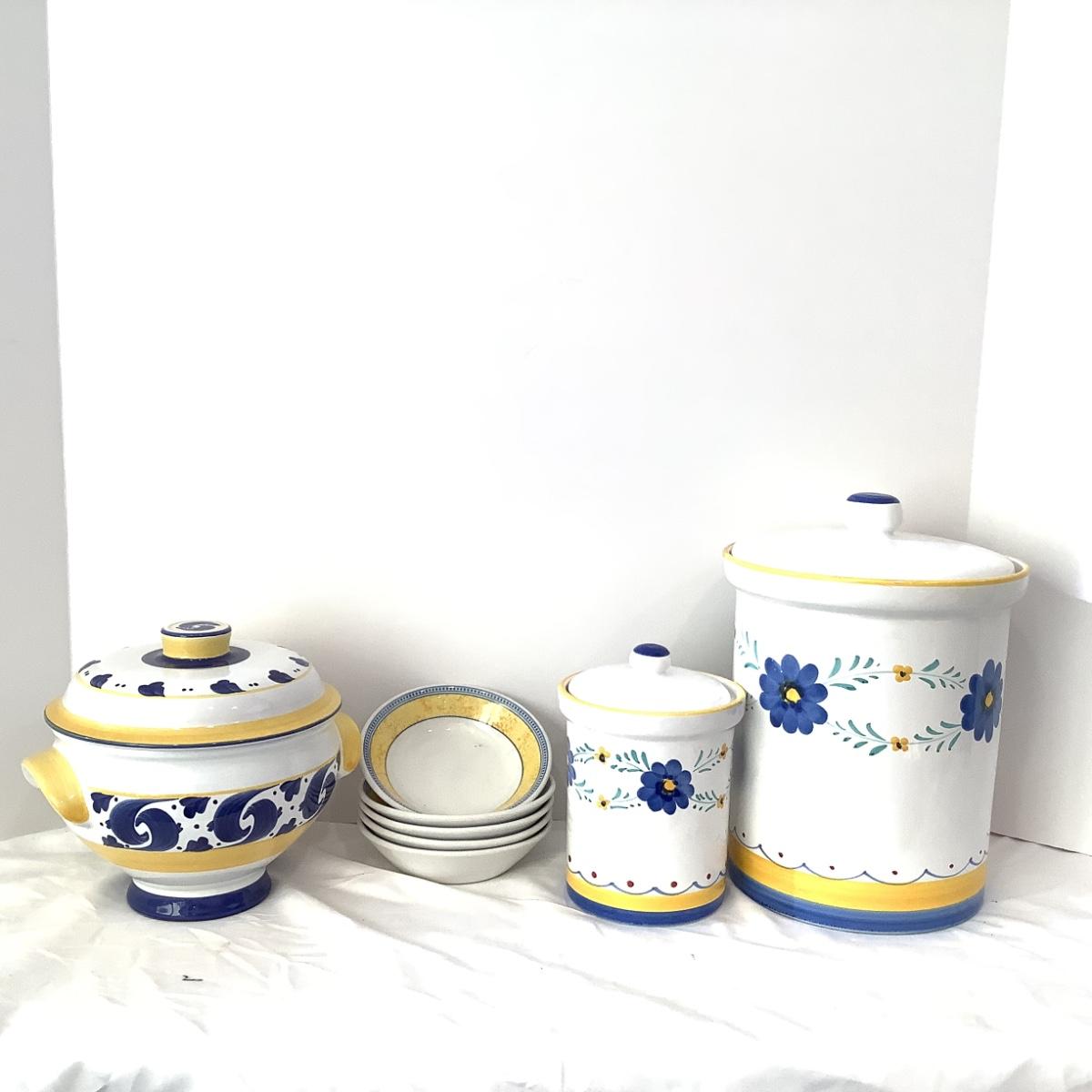 8169 Williams Sonoma Canister Set & Herend Village Pottery
