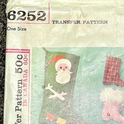 Simplicity Transfer Pattern No. 6252 one size Christmas Stockings, small gift holders & Christmas trims 1965