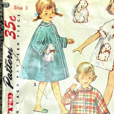 Simplicity Printed Pattern No. 4503 size 3