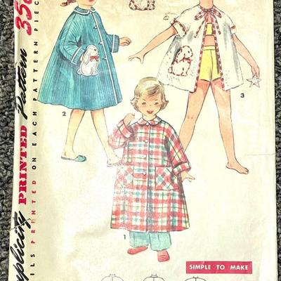 Simplicity Printed Pattern No. 4501 size 1