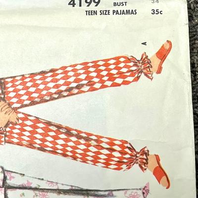 McCallâ€™s Teen Pajamas No. 4199 size 14 bust 34 1957