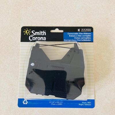 Smith Corona Electronic Typewriter    (CR - RH)