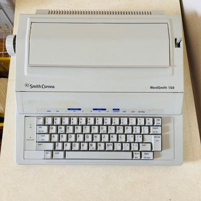 Smith Corona Electronic Typewriter    (CR - RH)