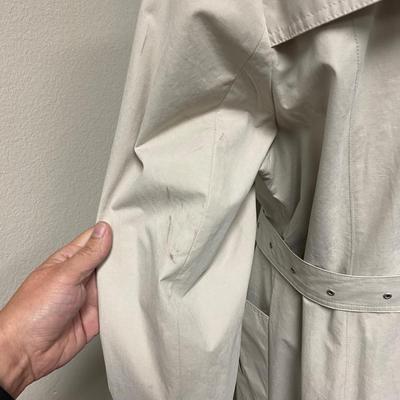 Light Colored Mid Length Calvin Klein Trench Coat Jacket Size XL