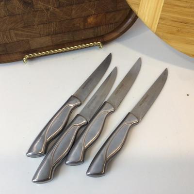 8193 Set of 4 Faberware Steak Knives