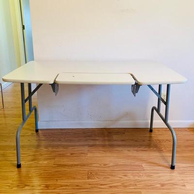 Computer Desk    ( DR - RH)
