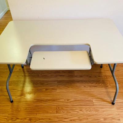 Computer Desk    ( DR - RH)