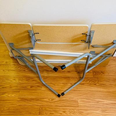 Computer Desk    ( DR - RH)