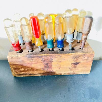 Lots of Screwdrivers  (G-JM)