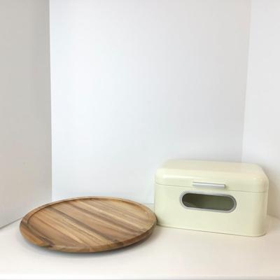 8202 Bread Box with Lazy Susan