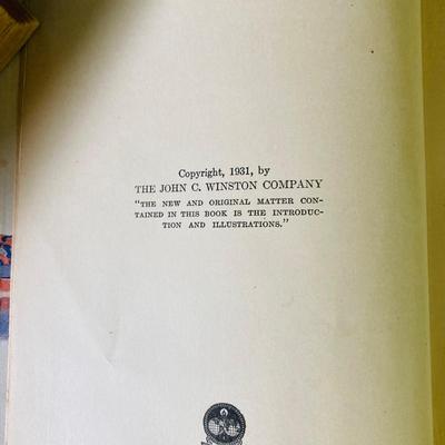 Little Women/Tom Sawyer & More Vintage Books.