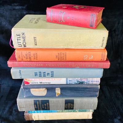 Little Women/Tom Sawyer & More Vintage Books.
