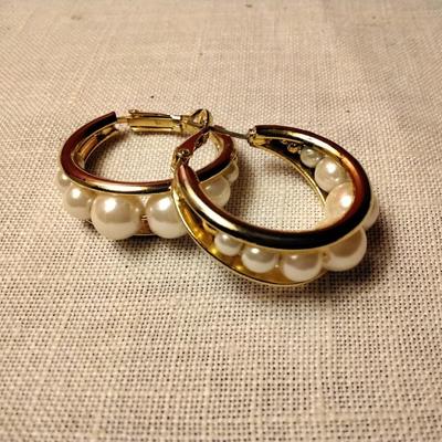 Pearl Beads and Gold Tone Hoops