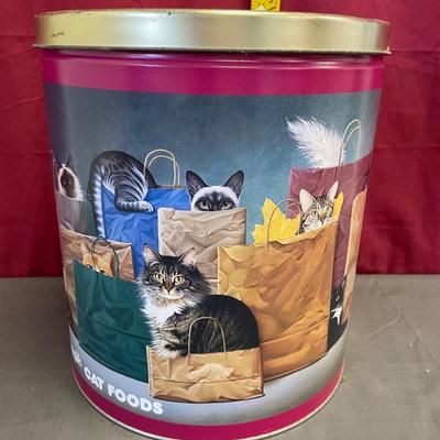 Cat tin