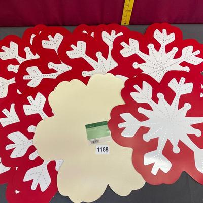 8 placemats