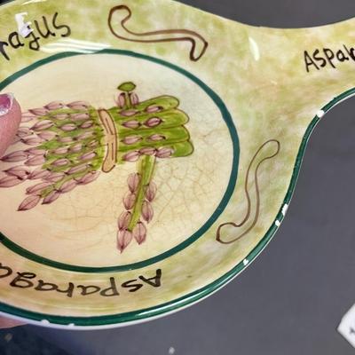 Asparagus spoon rest