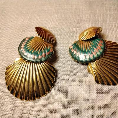 Gorgeous Shell With Enamel Post Earrings