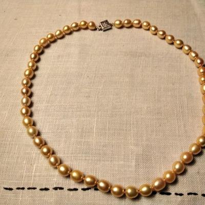 17" Champagne High Sheen Pearl Necklace With Unique Clasp