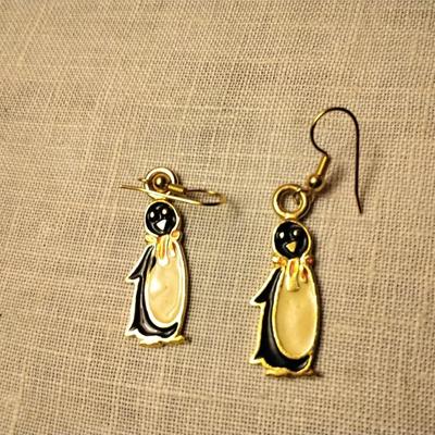 Cute Enamel Penguins