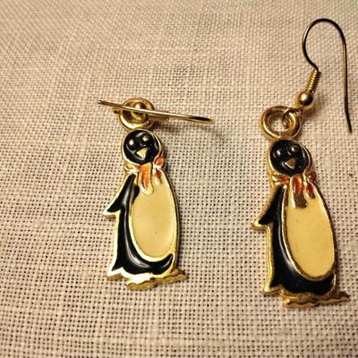 Cute Enamel Penguins