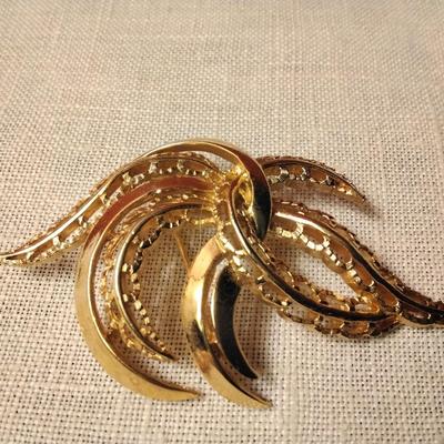 Trifari Leaf Brooch