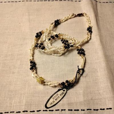 28" Mona So Pearl and Onyx Necklace