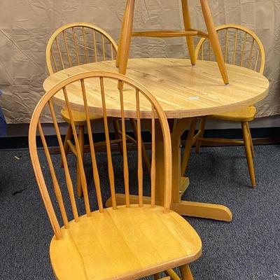 Nice Small Kitchen Table