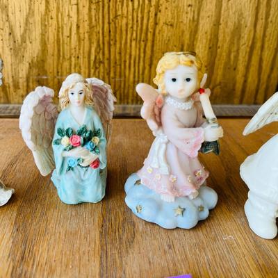 Lot of 6 Angel Figures