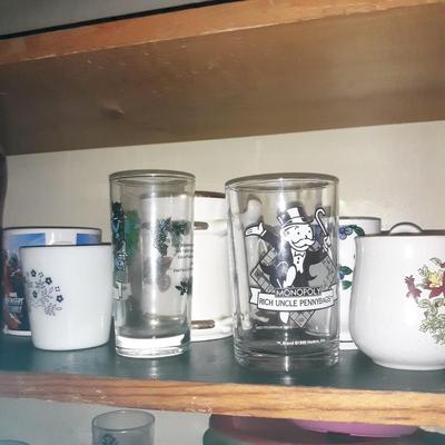 Vintage & Modern Mugs Glasses Lot Lot