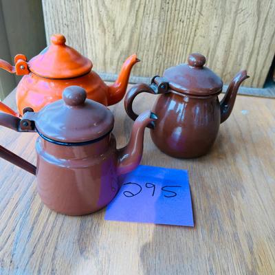 Collection of Graniteware 1 cup Tea Pots