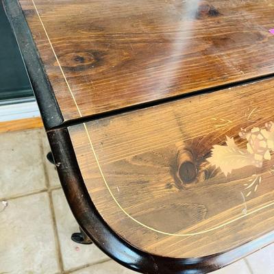 Inlaid wood vintage Tea cart
